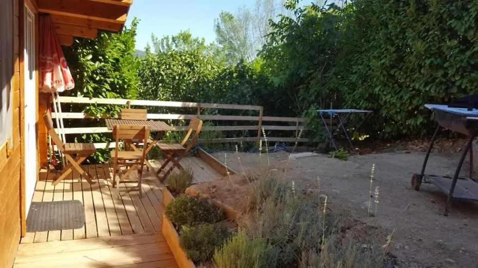 CHALET 2 Pièces vue piscine Salernes